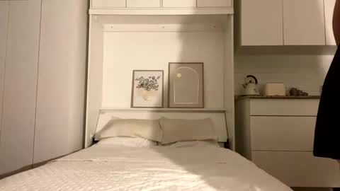 2littlefox online show from March 2026 03:00:02 AM