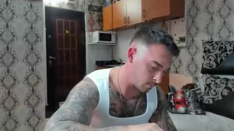 2sexymuscles online show from October 2025 07:52:01 PM