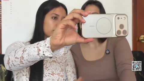 Dalilah and Tarah online show from April 2026 02:03:02 PM