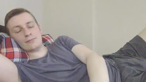 Snapshot of 3andy3 chatting on May 2026 06:00:02 AM Andy online show from May 2026 06:00:02 AM