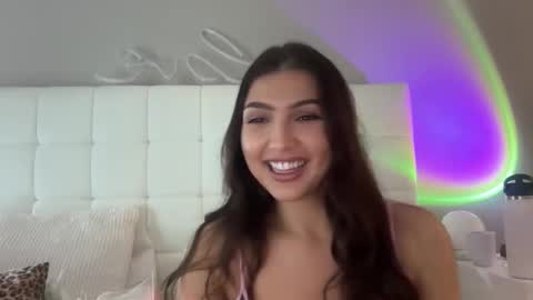 Venus Raee online show from October 2025 01:28:01 AM