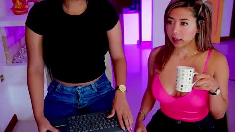 Snapshot of 3kam_amazonian chatting on March 2025 09:03:02 AM independent model online show from March 2025 09:03:02 AM