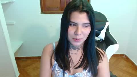 Snapshot of 3rika_gomez chatting on March 2025 10:07:02 PM erika online show from March 2025 10:07:02 PM