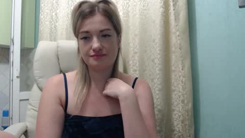 3sweetcandy3 online show from September 2025 10:54:01 PM