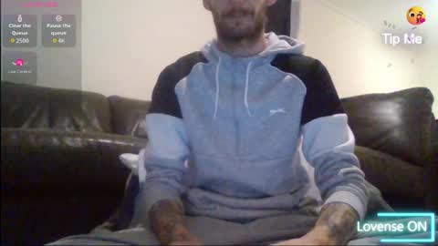 420feetloverr420 online show from October 2025 11:16:01 PM