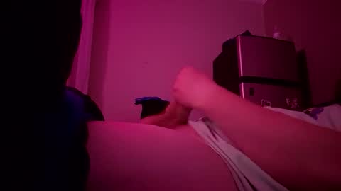 Snapshot of 420jizzva chatting on February 2026 03:43:01 AM Daddythickdick420 online show from February 2026 03:43:01 AM