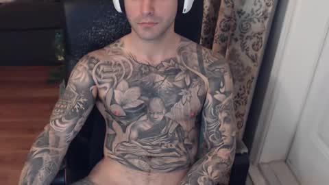 Snapshot of 420randomguy chatting on December 2024 12:17:01 AM Anomander Rake online show from December 2024 12:17:01 AM