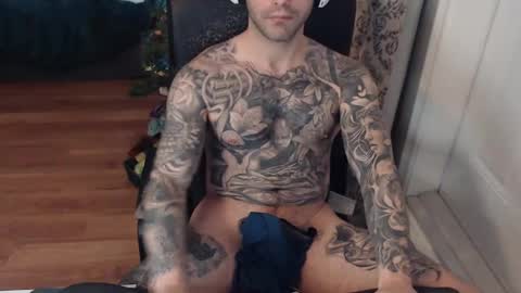 Snapshot of 420randomguy chatting on December 2024 07:10:01 PM Anomander Rake online show from December 2024 07:10:01 PM