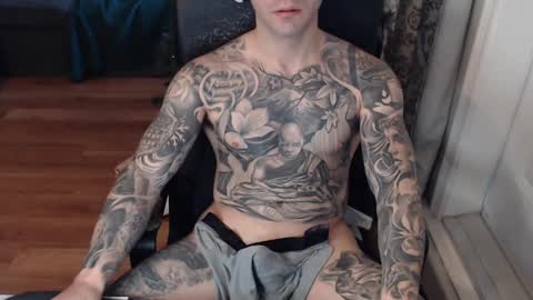 Snapshot of 420randomguy chatting on January 2025 05:22:02 PM Anomander Rake online show from January 2025 05:22:02 PM