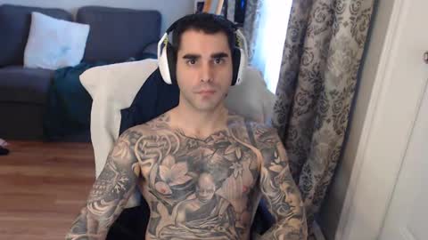 Snapshot of 420randomguy chatting on February 2025 06:53:01 PM Anomander Rake online show from February 2025 06:53:01 PM