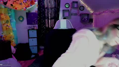 Mo online show from October 2025 02:32:02 PM