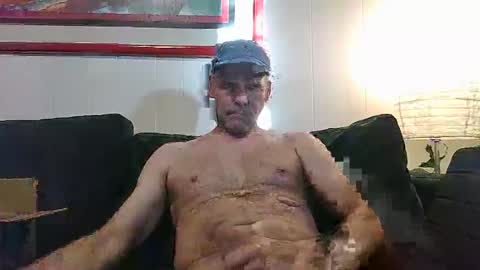 Snapshot of 4nuf chatting on December 2024 10:45:01 PM 4nuf online show from December 2024 10:45:01 PM