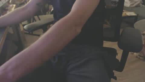 Snapshot of 64293boy chatting on January 2025 05:54:02 AM 64293boy online show from January 2025 05:54:02 AM