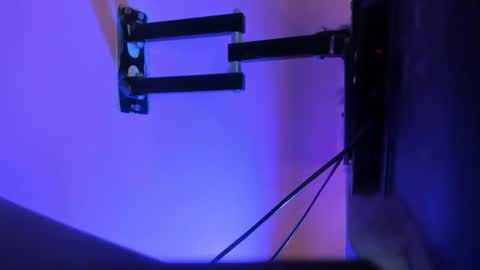 Lee lowell online show from November 2025 11:21:02 AM