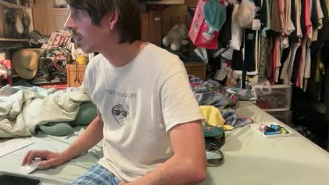 FUCKR online show from October 2025 08:29:02 AM