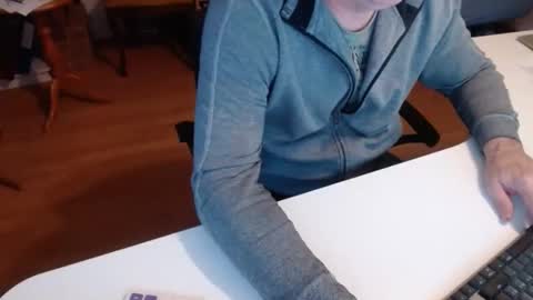 Snapshot of 69pifpaf chatting on December 2024 07:25:01 AM 69pifpaf online show from December 2024 07:25:01 AM