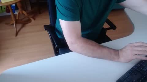 Snapshot of 69pifpaf chatting on December 2024 09:33:02 AM 69pifpaf online show from December 2024 09:33:02 AM