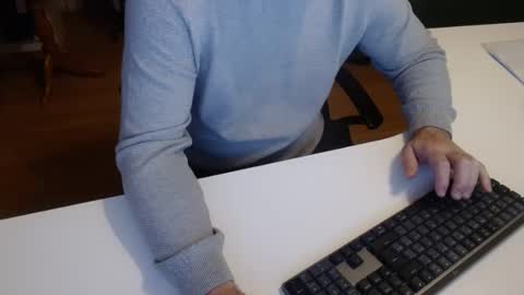 Snapshot of 69pifpaf chatting on January 2025 06:30:02 AM 69pifpaf online show from January 2025 06:30:02 AM