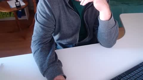 Snapshot of 69pifpaf chatting on March 2025 03:38:02 PM 69pifpaf online show from March 2025 03:38:02 PM