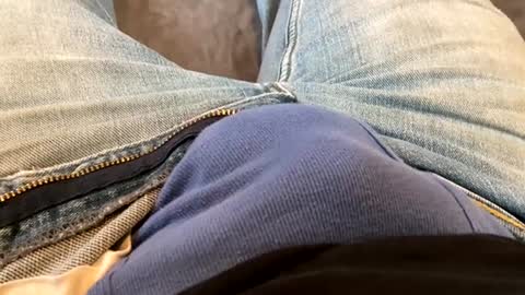 Snapshot of 6inchboytoy chatting on January 2025 04:17:01 PM 6inchboytoy online show from January 2025 04:17:01 PM