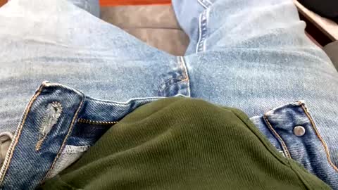 Snapshot of 6inchboytoy chatting on February 2025 02:10:01 PM 6inchboytoy online show from February 2025 02:10:01 PM