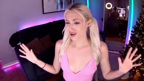 Loren Wood online show from January 2025 07:15:01 PM