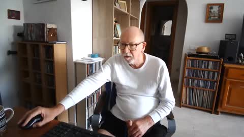  Papi  online show from April 2026 03:03:02 PM