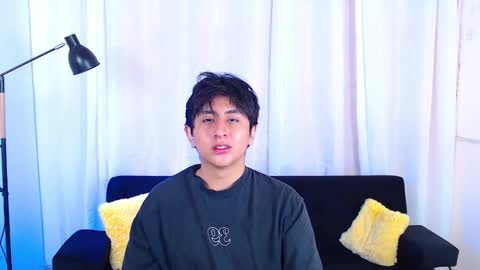 zyan online show from December 2025 01:05:02 PM