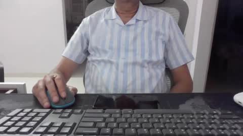 MROSE7080 online show from February 2026 06:38:01 PM