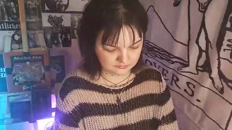 Ivy online show from October 2025 01:06:01 AM