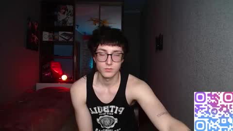 Snapshot of 8_goat chatting on December 2025 06:58:01 PM Phillip online show from December 2025 06:58:01 PM