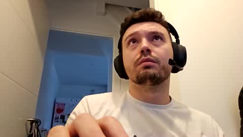 Snapshot of 8inchdude93 chatting on October 2025 09:10:02 AM 8inchdude93 online show from October 2025 09:10:02 AM