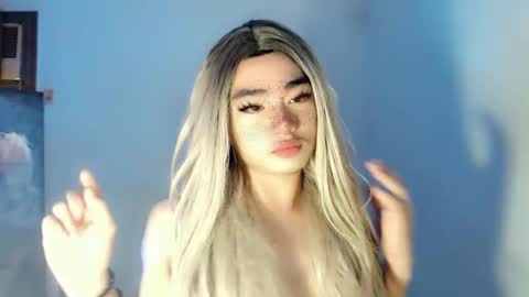 Snapshot of 8inches_femboy chatting on September 2025 03:30:02 AM 8inches_femboy online show from September 2025 03:30:02 AM
