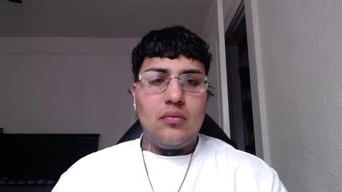 Butterfly boy online show from March 2026 06:57:02 PM