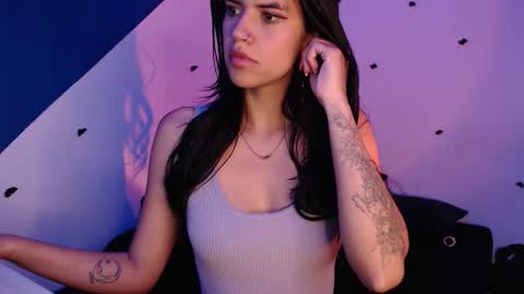 Snapshot of 9sophie_rosse chatting on February 2026 05:21:01 PM sofi 3 online show from February 2026 05:21:01 PM