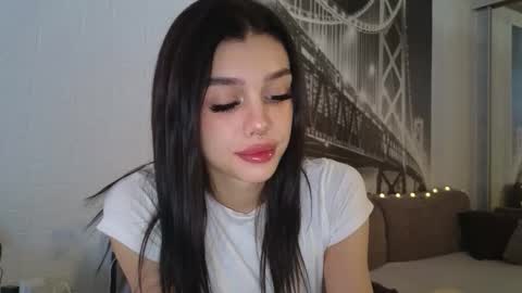 KARINA online show from September 2025 11:21:01 AM