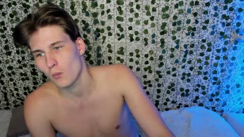 Snapshot of _52_ chatting on January 2025 06:14:01 PM EMILY AND  MARCUS online show from January 2025 06:14:01 PM