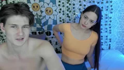 Snapshot of _52_ chatting on March 2025 03:56:01 AM EMILY AND  MARCUS online show from March 2025 03:56:01 AM