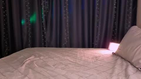 Willow online show from April 2026 01:42:02 AM