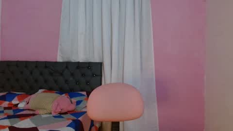 Snapshot of _abby_cooper_ chatting on December 2024 05:31:01 AM Abby Cooper online show from December 2024 05:31:01 AM