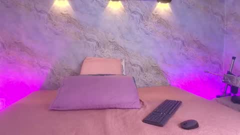  abby rouss online show from November 2025 03:08:02 AM