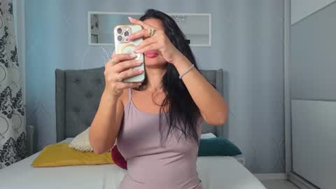 Snapshot of _adelle chatting on July 2026 10:34:02 AM Adelle online show from July 2026 10:34:02 AM