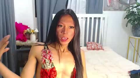 _agatha25 online show from May 2026 06:12:02 PM