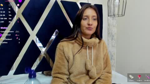  Alaia online show from December 2024 03:04:02 PM