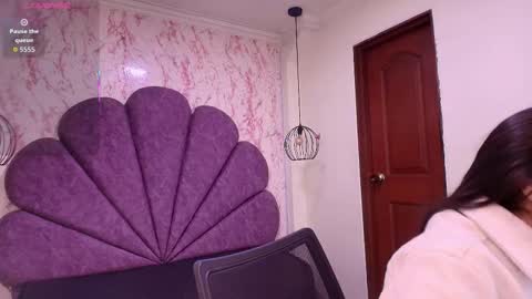  Alaia online show from March 2026 11:47:02 AM