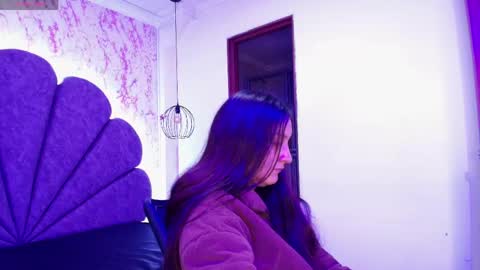  Alaia online show from April 2026 12:08:02 PM