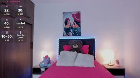 Snapshot of _alana_grey_ chatting on June 2026 02:19:02 PM _alana_grey_ online show from June 2026 02:19:02 PM