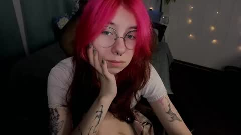 Snapshot of _alicenyx chatting on August 2026 08:40:02 PM Alice online show from August 2026 08:40:02 PM