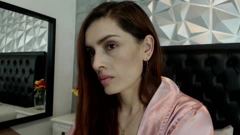 Snapshot of _aline_hall chatting on December 2024 07:50:02 PM Alline Hall online show from December 2024 07:50:02 PM