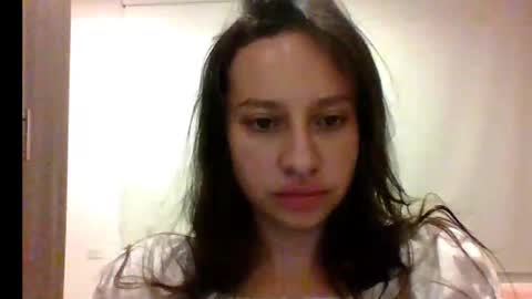_alyson online show from November 2025 01:18:01 AM
